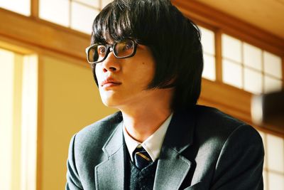 主人公・桐山零を演じるのは、昨年声の出演をした『君の名は。』が大ヒットした演技派俳優・神木隆之介。